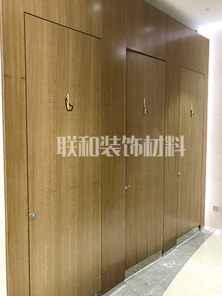 抗培特铝蜂窝复合隔断生产
